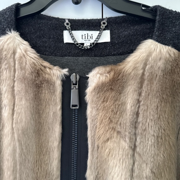 Jacket - Picture 2 of 3